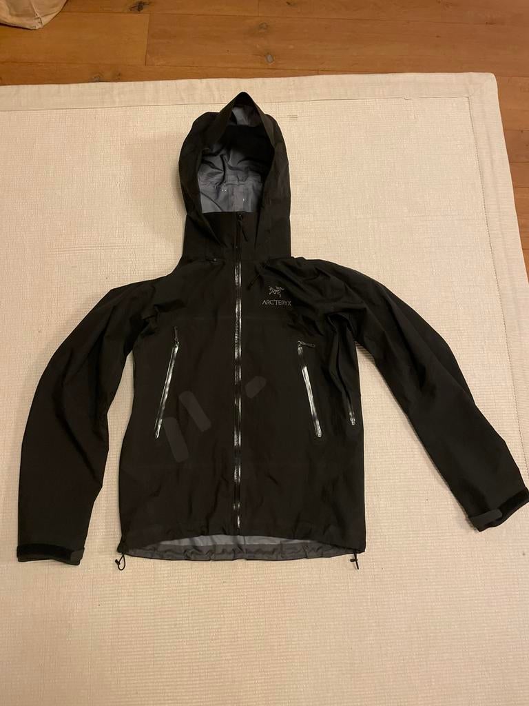 Arcteryx beta AR, Ophalen of Verzenden, Gedragen, Maat 48/50 (M), Zwart