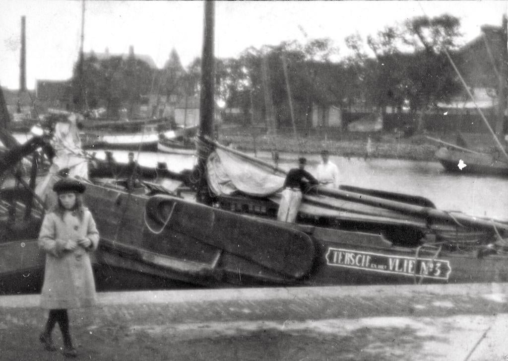 Vlieland Loodsschokker, Ophalen of Verzenden, 1920 tot 1940, Ongelopen, Waddeneilanden