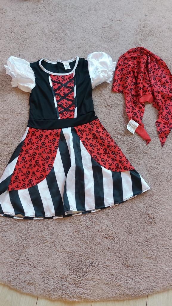 Piratenjurkje Carnaval - Maat 128, Ophalen, Zo goed als nieuw, 122 t/m 128, Meisje