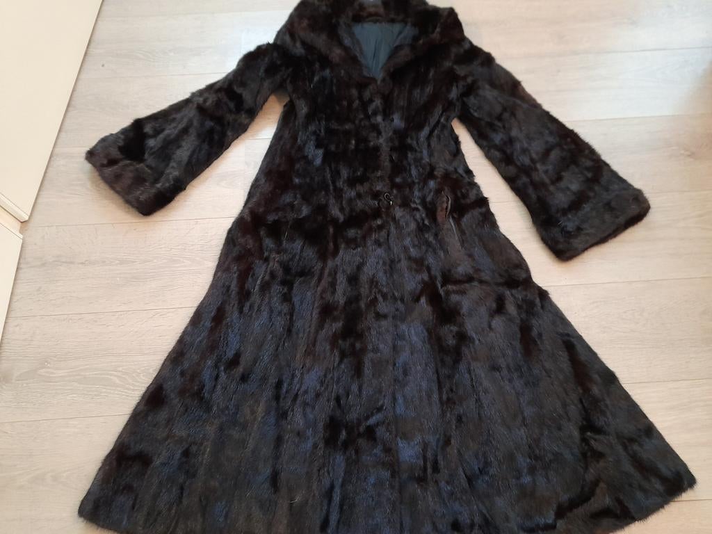 Elegante nerts bontjas, Maat 38/40 (M), Bruin, Ophalen of Verzenden, Onbekend