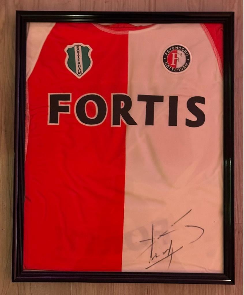 Feyenoord Shirt 2004 - 2005 gesigneerd door Dirk Kuyt, Verzamelen, Sportartikelen en Voetbal, Zo goed als nieuw, Shirt, Feyenoord