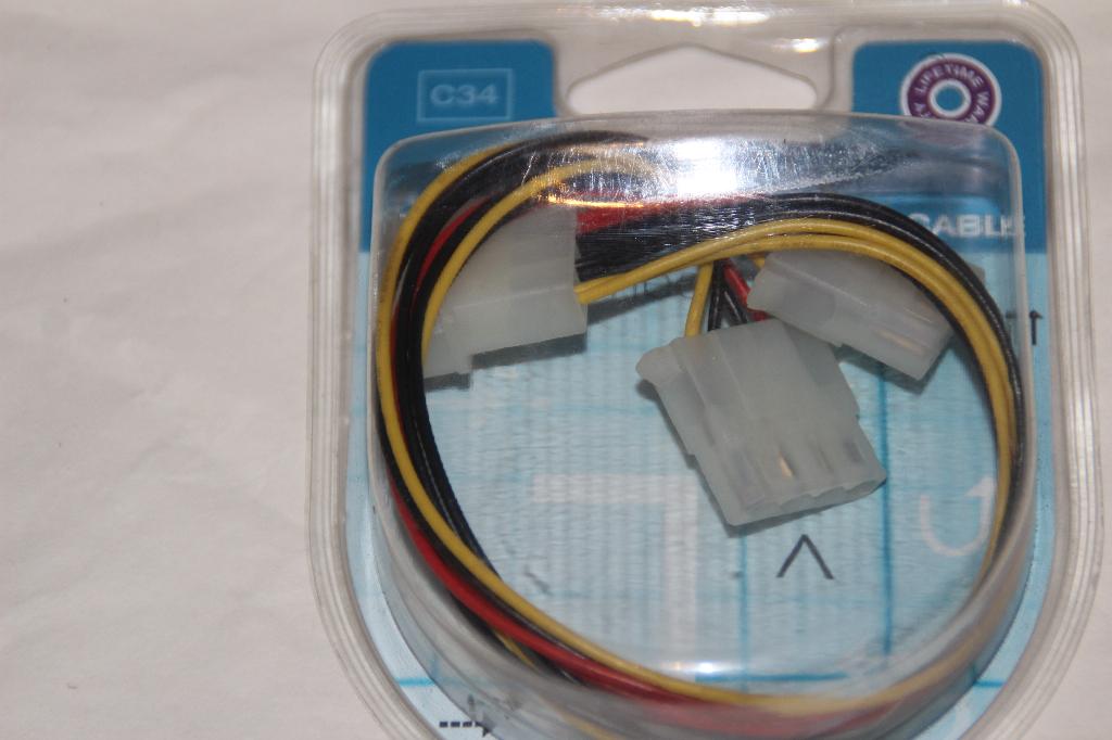 internal power splitter cable c34, Ophalen of Verzenden, Nieuw