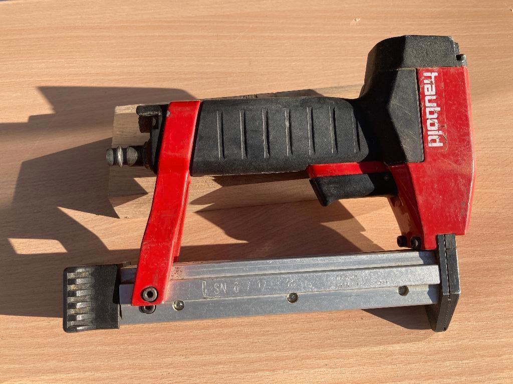 Haubold tacker, Ophalen of Verzenden, Gebruikt