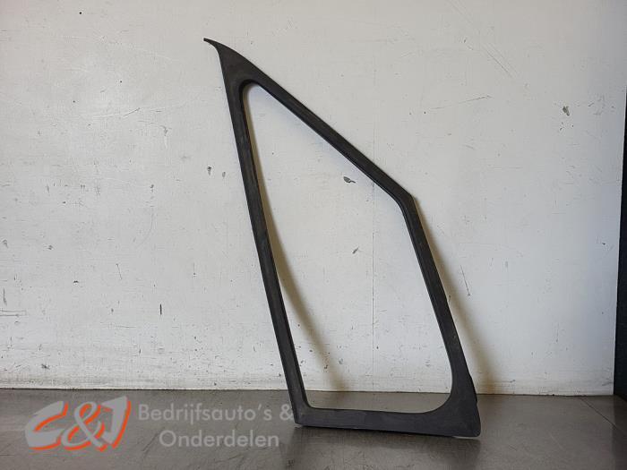 Driehoeks Ruit rechts-voor van een Mercedes Sprinter, Gebruikt, -, Ophalen of Verzenden, -