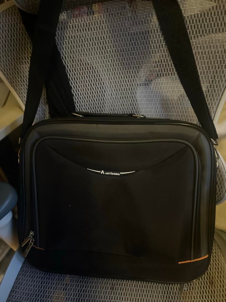 Articona Laptoptas / Aktetas - Zo goed als nieuw, Computers en Software, Laptoptassen, Ophalen of Verzenden, 15 inch, Zo goed als nieuw