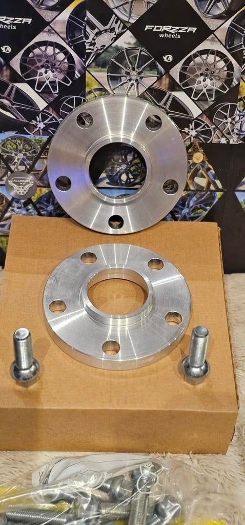 Spoorverbreders spacers Volvo xc40 5x108 63,4 15mm, Ophalen of Verzenden