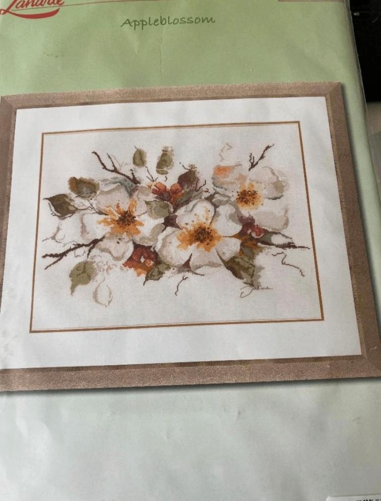 BORDUURPAKKET LANARTE APPLEBLOSSOM JAN KOOISTRA, Ophalen of Verzenden, Nieuw, Handborduren, Borduurpakket