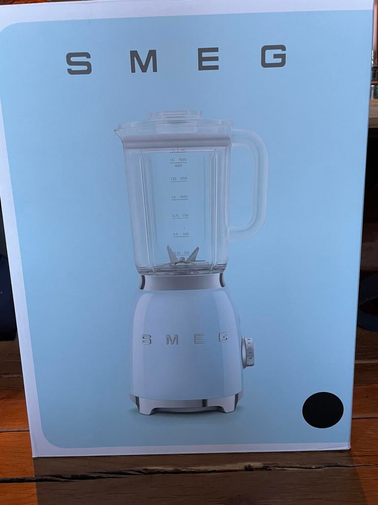 SMEG blender, Witgoed en Apparatuur, Blenders, Ophalen, Zo goed als nieuw, Blender