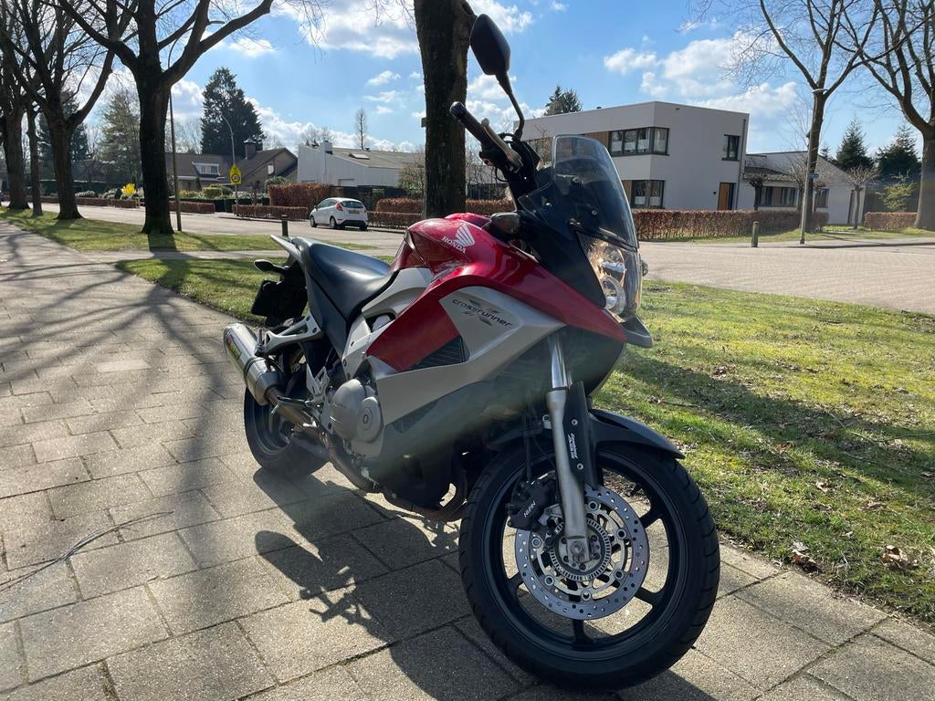 Honda VFR 800X Crossrunner 2011 met sportuitlaat