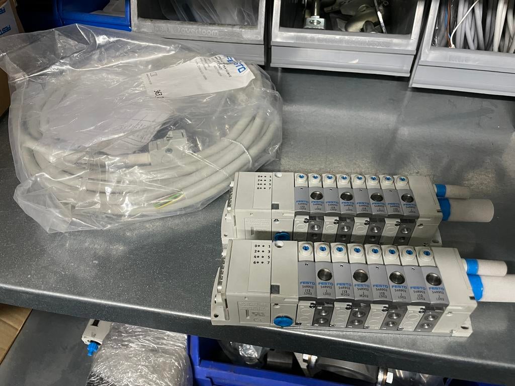 Festo ventieleiland, Minder dan 25 liter, Ophalen, Zo goed als nieuw, Minder dan 200 liter/min