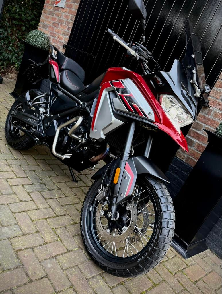 Nieuwstaat VOGE 650DSX 650 DSX Adventurebike 1700km!, LED Verlichting, Bedrijf, Toermotor, Minimaal motorrijbewijs A2