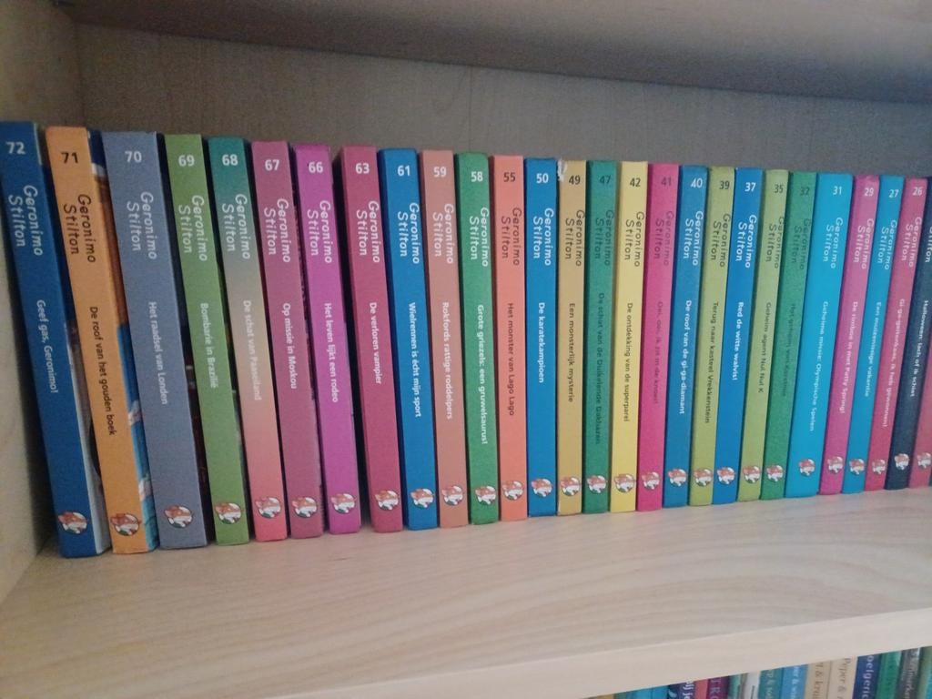 Heel veel geronimo stilton boeken te koop., Boeken, Ophalen of Verzenden, Zo goed als nieuw, Geronimo Stilton, Fictie algemeen