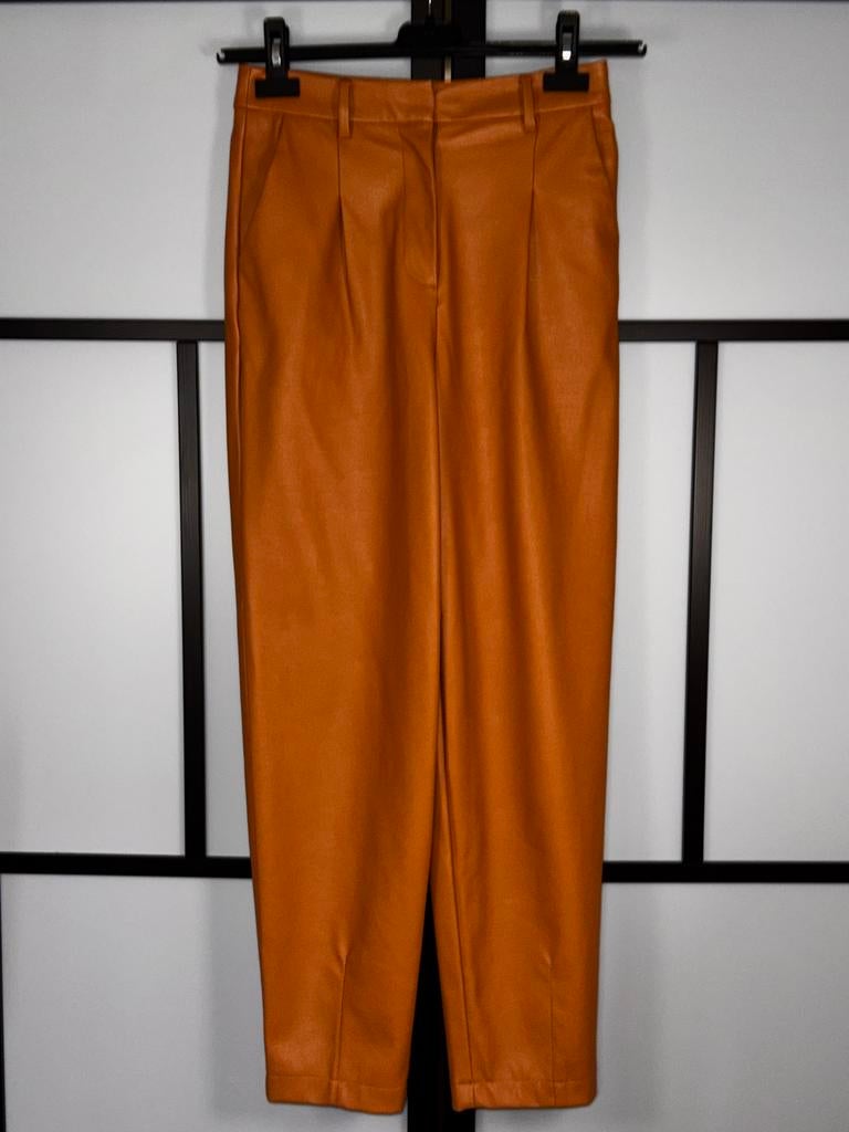 Camel kleurige nep leren broek Another Label maat 36, Kleding | Dames, Ophalen, Bruin, Zo goed als nieuw, Maat 36 (S)