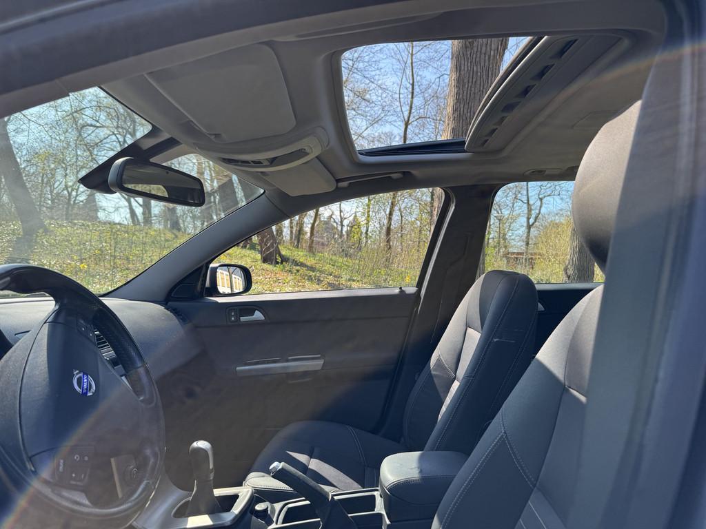 Volvo V50 2.0 SCHUIFDAK, Edition II Sport (bj 2007), Voorwielaandrijving, 4 cilinders, Zilver of Grijs, Parkeersensor