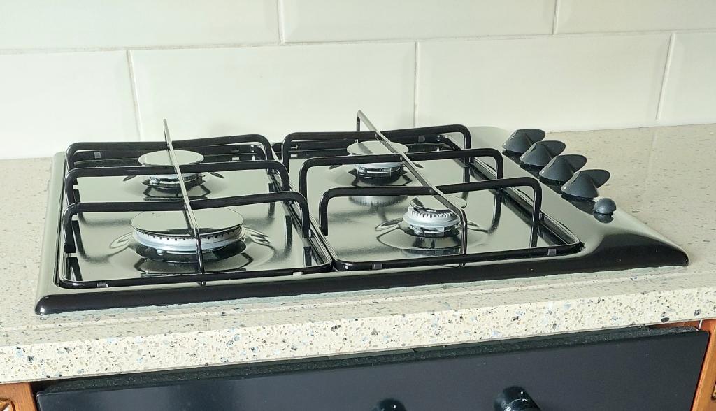 Inbouw Zanussi gasfornuis, Witgoed en Apparatuur, Ophalen, Minder dan 85 cm, 4 kookzones, Zo goed als nieuw