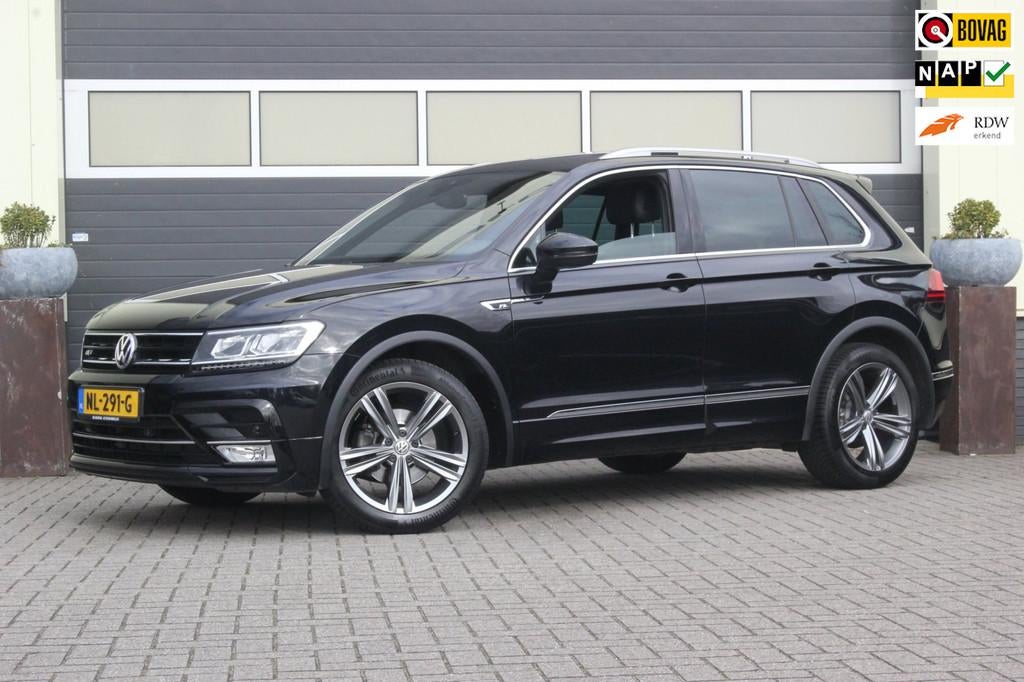 Volkswagen Tiguan 1.4 TSI ACT R-Line | Trekhaak | 19 Inch |, Euro 6, 4 cilinders, 150 pk, Zwart