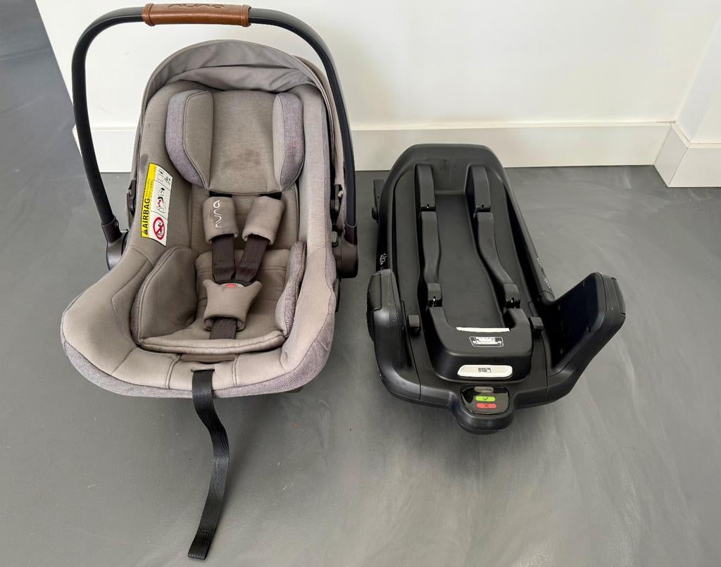 Nuna Pipa Next autostoel met isofix base, Zo goed als nieuw, Isofix, 0 t/m 13 kg, Ophalen