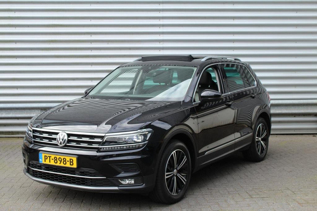 Volkswagen Tiguan 1.4 TSI 150pk Highline DSG6 Panoramadak NL, 150 pk, Zwart, Origineel Nederlands, SUV of Terreinwagen