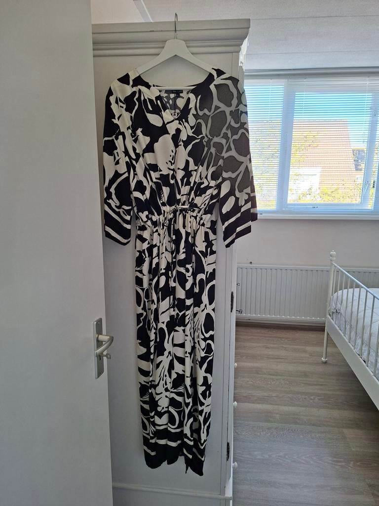 Prachtige nieuwe lange jurk maat 44 - Exxcellent, Verzenden, Zwart, Maat 42/44 (L), Nieuw