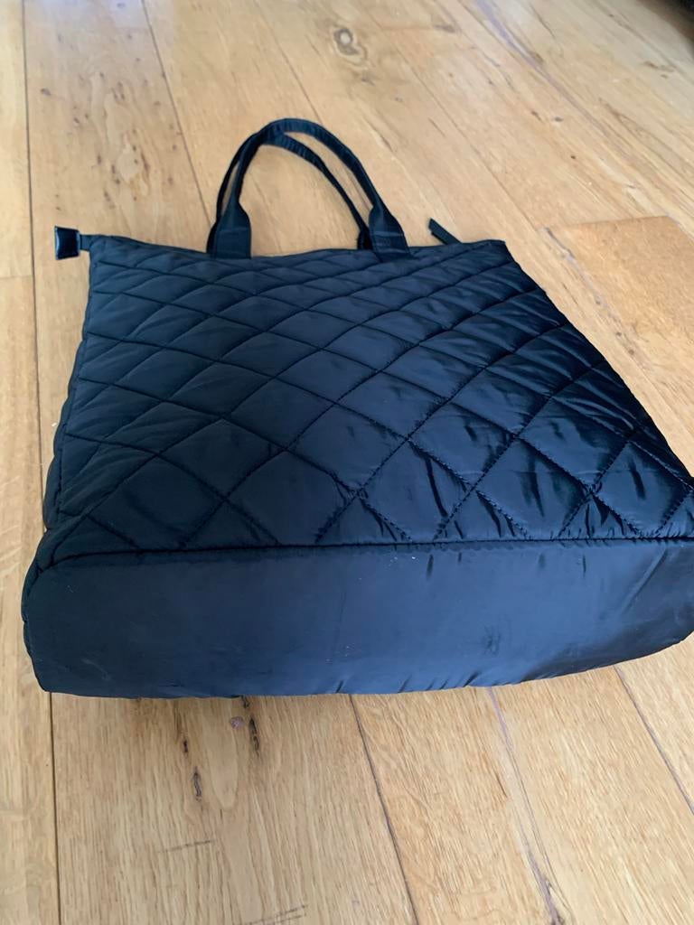 Zwarte gewatteerde shopper tas, Sieraden, Tassen en Uiterlijk, Tassen | Damestassen, Ophalen of Verzenden, Nieuw, Zwart, Shopper