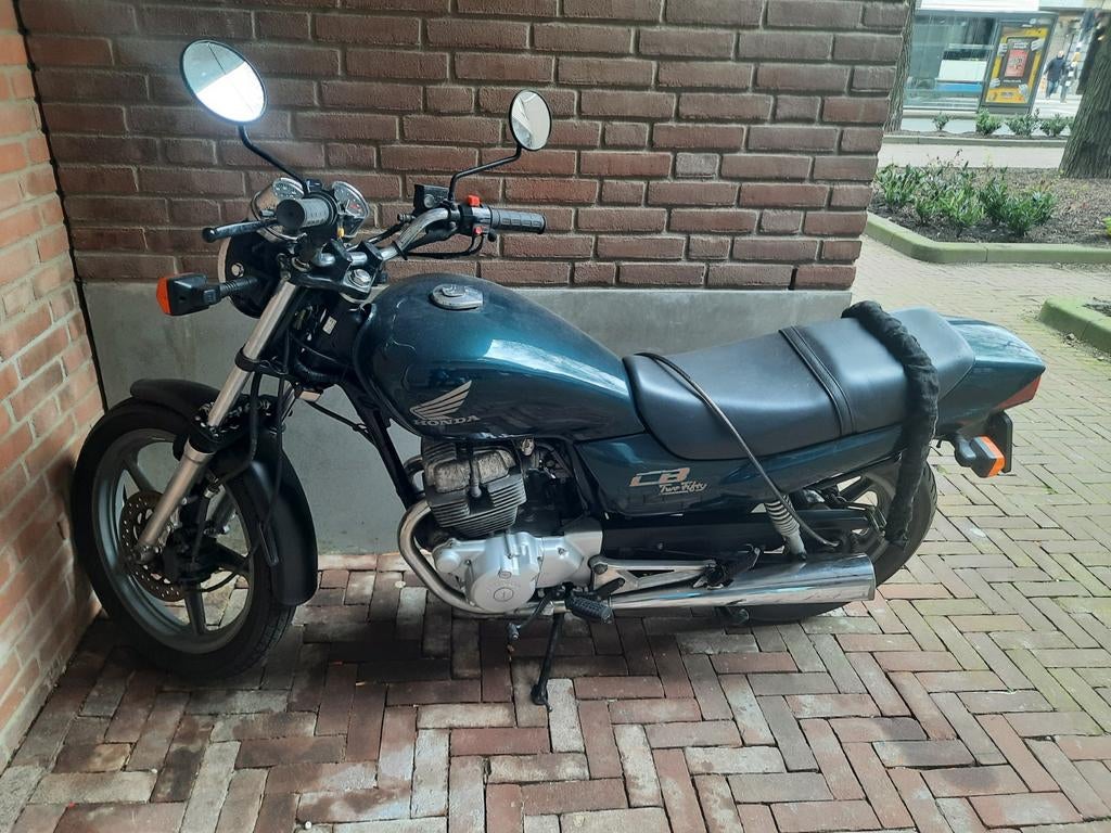 Honda CB 250 - Ideaal voor de beginnende motorrijder