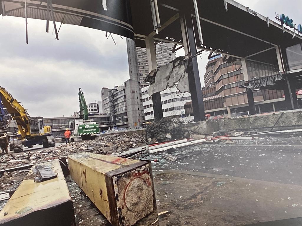 Stadsgezichten, Utrecht in transitie (2016), Ophalen of Verzenden, Zo goed als nieuw