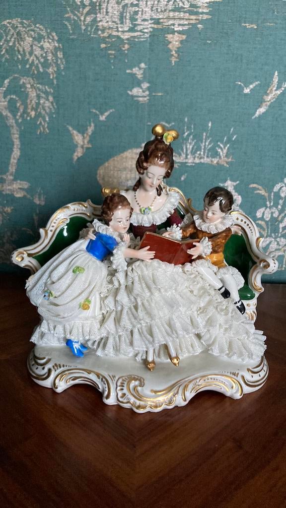 Volkstedt ackermann fritze porselein moeder met kinderen, Ophalen