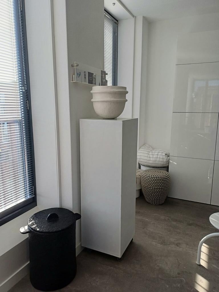 Zuil met wielen, Ophalen