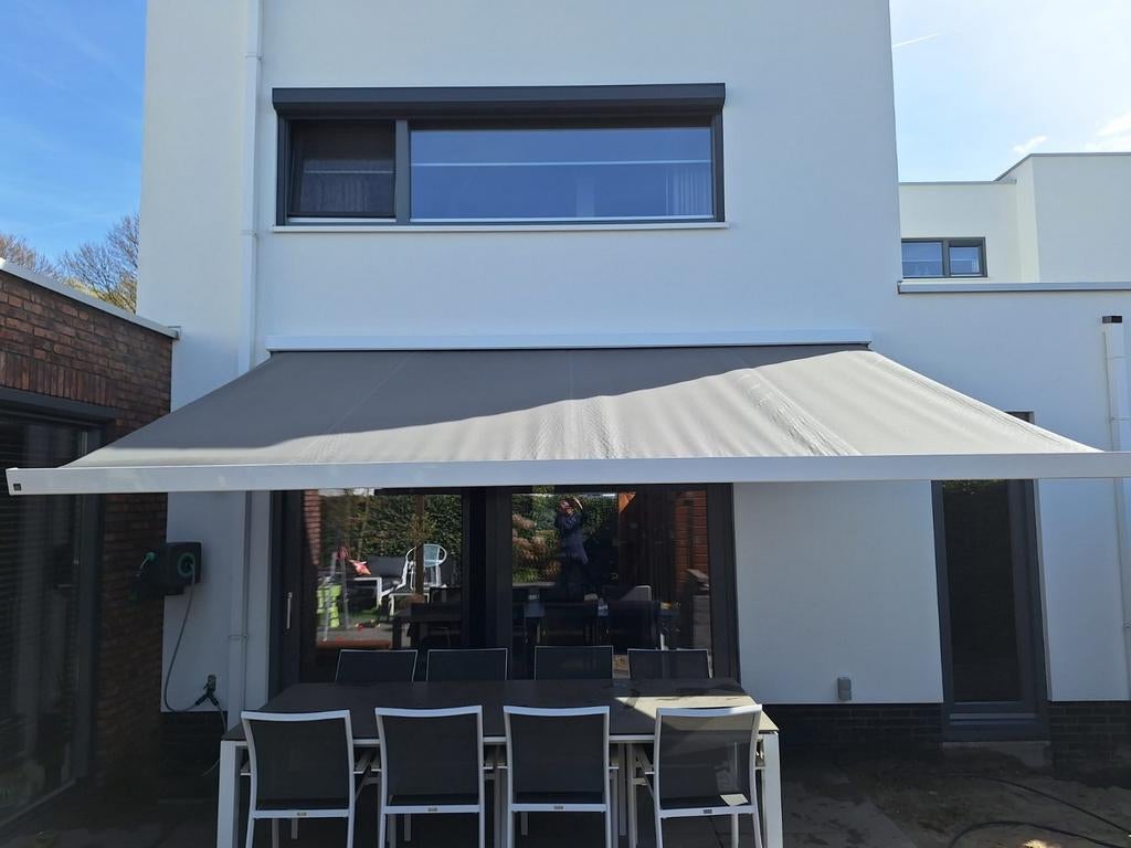 Zonnescherm/knikarmscherm Ambiance Sunline, Tuin en Terras, Zonneschermen, Zo goed als nieuw, Knikarmscherm, 300 cm of meer, 450 cm of meer