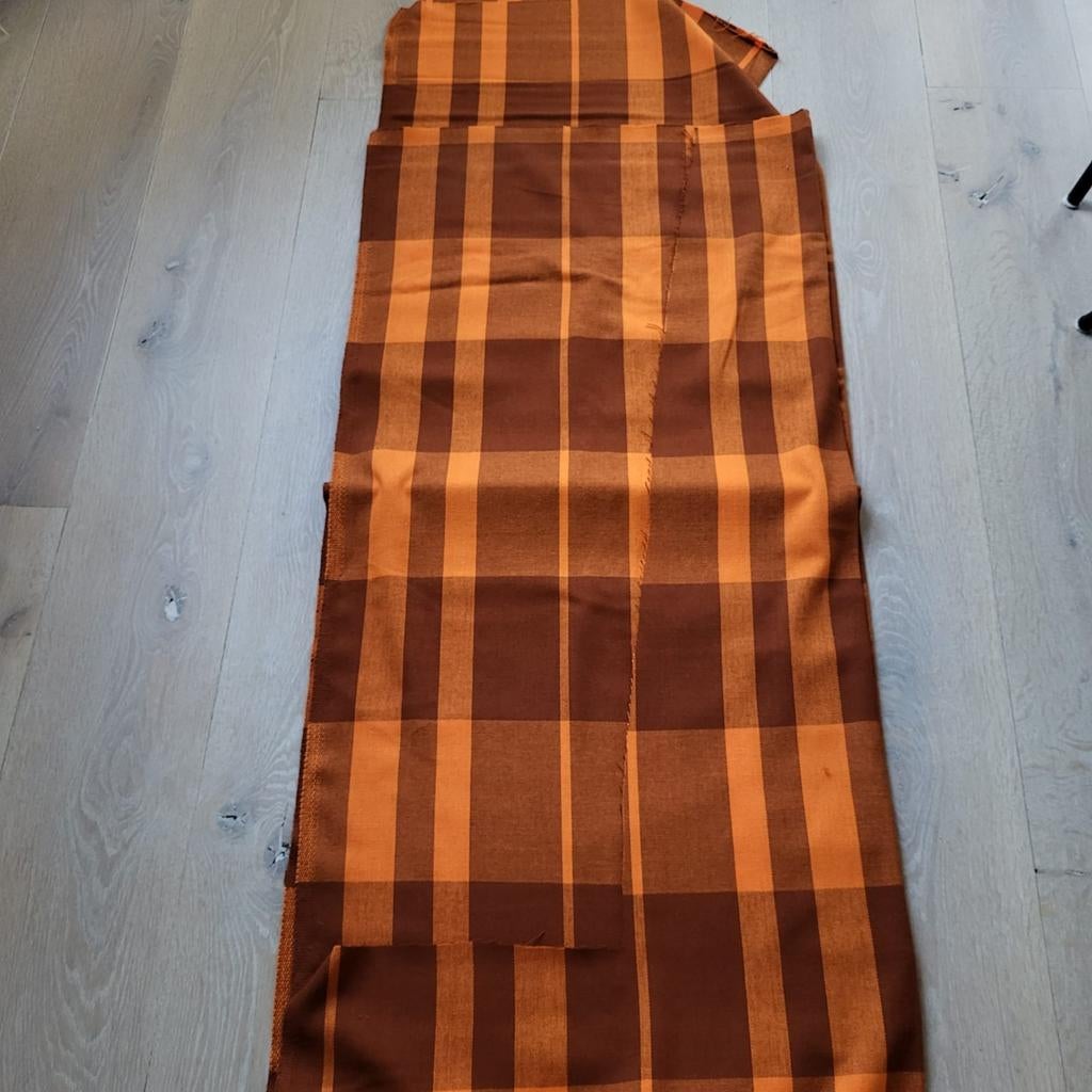Aabe oranje vintage geruite stof, Hobby en Vrije tijd, Stoffen en Lappen, Nieuw, Wol, 120 cm of meer, 200 cm of meer, Oranje, Ophalen of Verzenden
