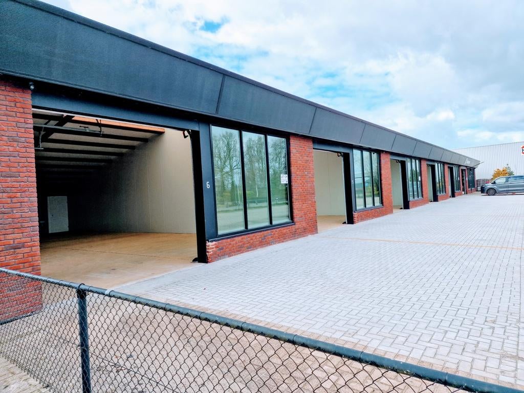 ‼️ Bedrijfsruimte / Opslag / Showroom / Units in SMILDE ‼️, Zakelijke goederen, Bedrijfs Onroerend goed, 170 m², Huur, Bedrijfsruimte