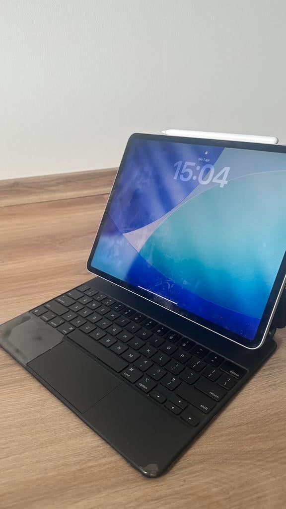 Ipad Pro 12.9 4th Gen (2020 + Keyboard & Apple Pencil 2, Computers en Software, Apple iPads, Apple iPad, Ophalen of Verzenden