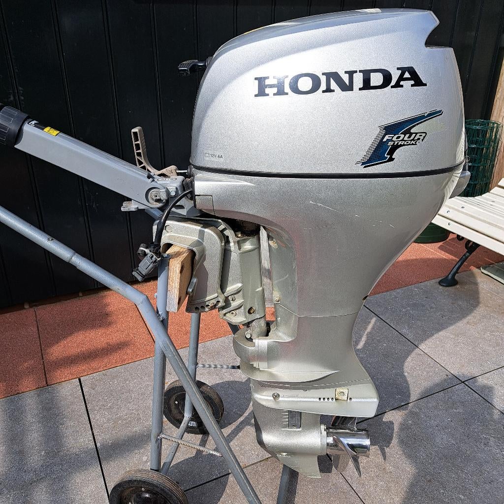 Honda Buitenboord motor 20 pk, Ophalen, 10 tot 30 pk, Zo goed als nieuw, Benzine