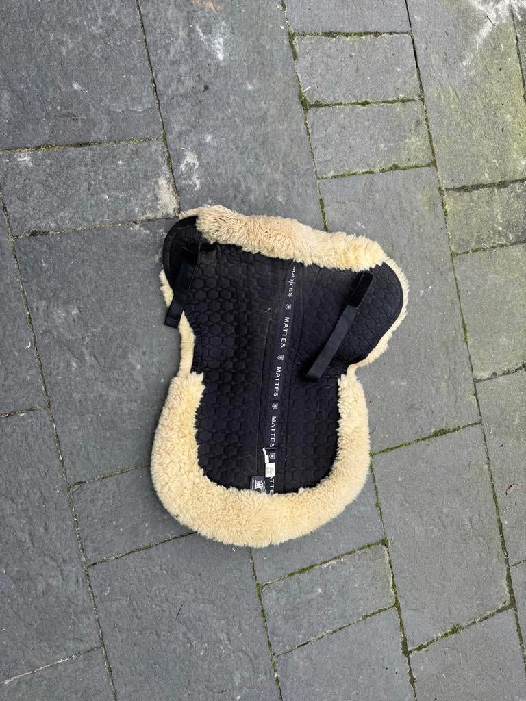 Mattens onderlegger bont, Dieren en Toebehoren, Paarden en Pony's | Dekens en Dekjes, Ophalen of Verzenden, Gebruikt