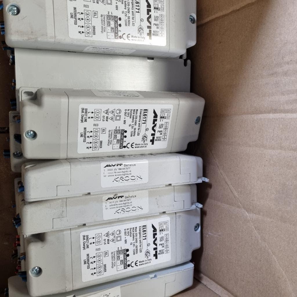 15X ALVIT LED DRIVER TRAFO EL6171 230-12-24-45-57V, Hobby en Vrije tijd, Elektronica-componenten, Ophalen of Verzenden, Gebruikt