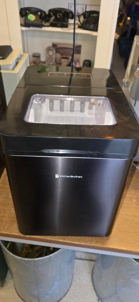 Kitchenette Brothers ijsblokjesmachine met garantie, Witgoed en Apparatuur, IJsmachines, Ophalen, Zo goed als nieuw