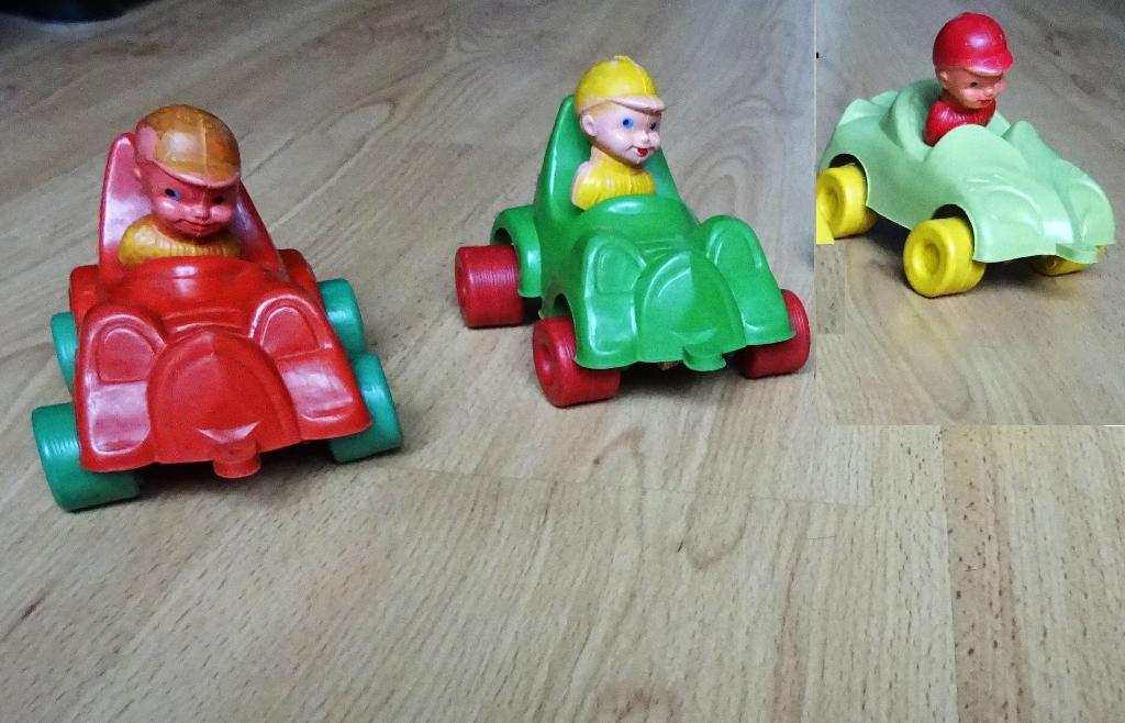 Vinyl rubber speelgoedauto’s met schud-hoofdjes, W. Germany, Ophalen of Verzenden, Gebruikt, Auto