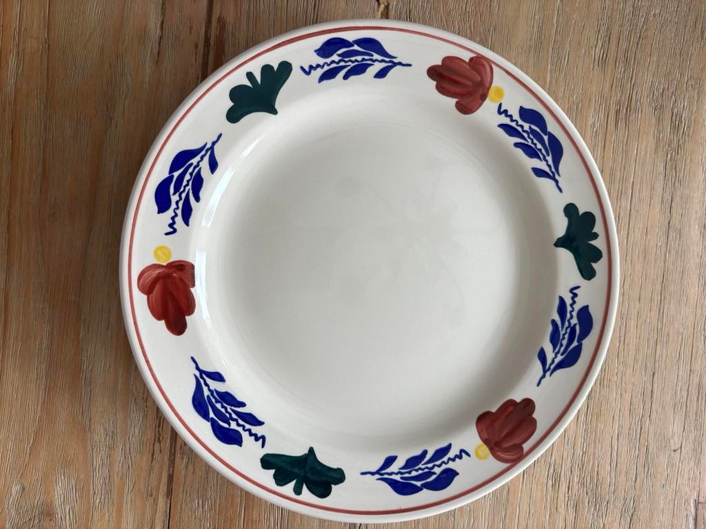 3x ontbijtbord 22cm., Huis en Inrichting, Keuken | Servies, Gebruikt, Ophalen of Verzenden, Bord(en), Aardewerk