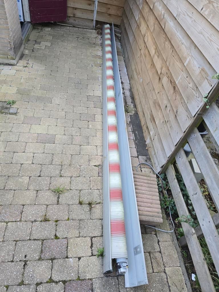 Nette Elektrische Zonnescherm., Tuin en Terras, Ophalen, 450 cm of meer, Elektrisch, Zo goed als nieuw