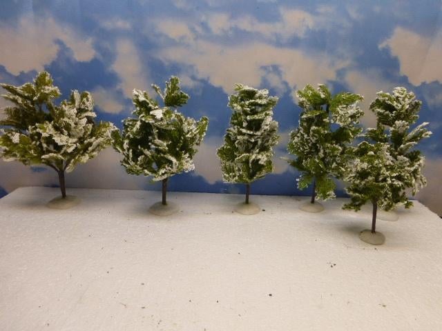 7 stuks lemax kerstdorp bomen scenery accessoires kerst, Ophalen of Verzenden, Gebruikt