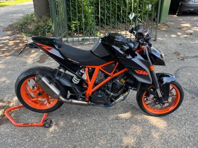 KTM 1290 superduke R