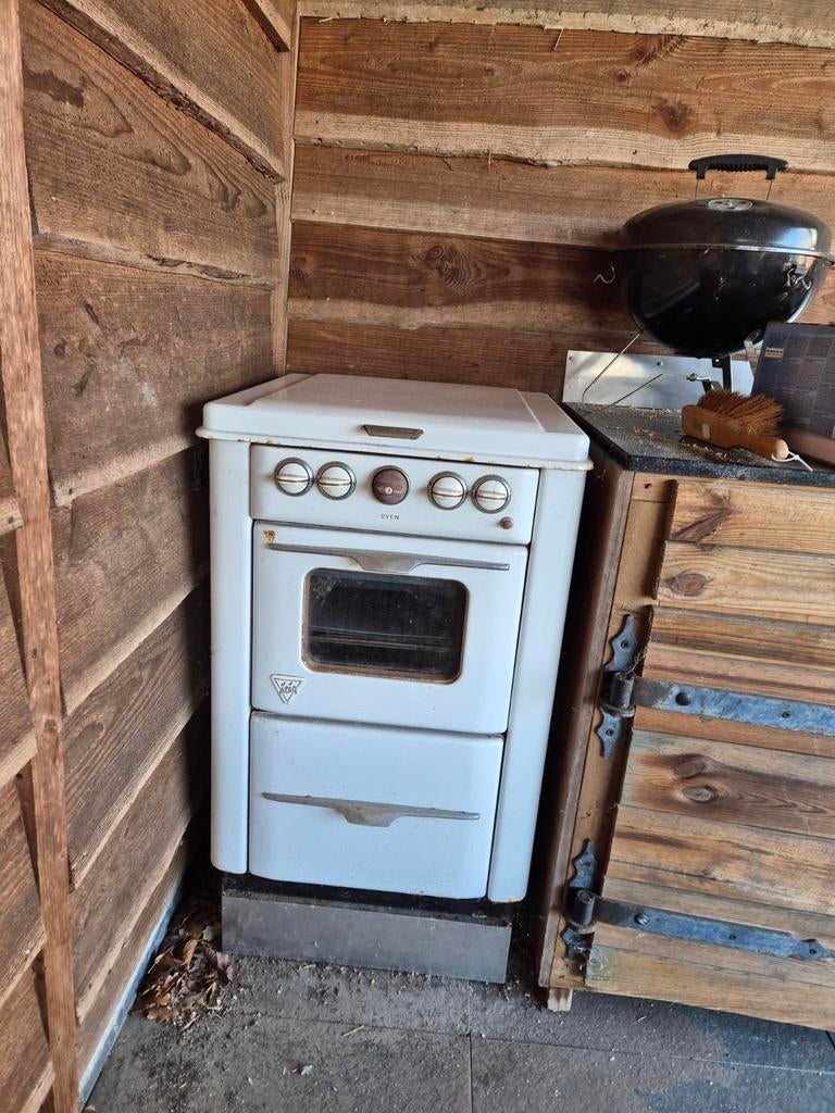 Vintage ATAG gasfornuis - Ideaal voor buitenkeuken, Ophalen, Gebruikt, 4 kookzones, Gas