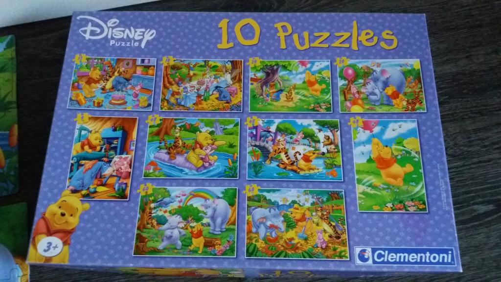 Disney Puzzel 10 Puzzels van Winnie de Poeh
(1 puzzel niet c, Ophalen, 10 tot 50 stukjes