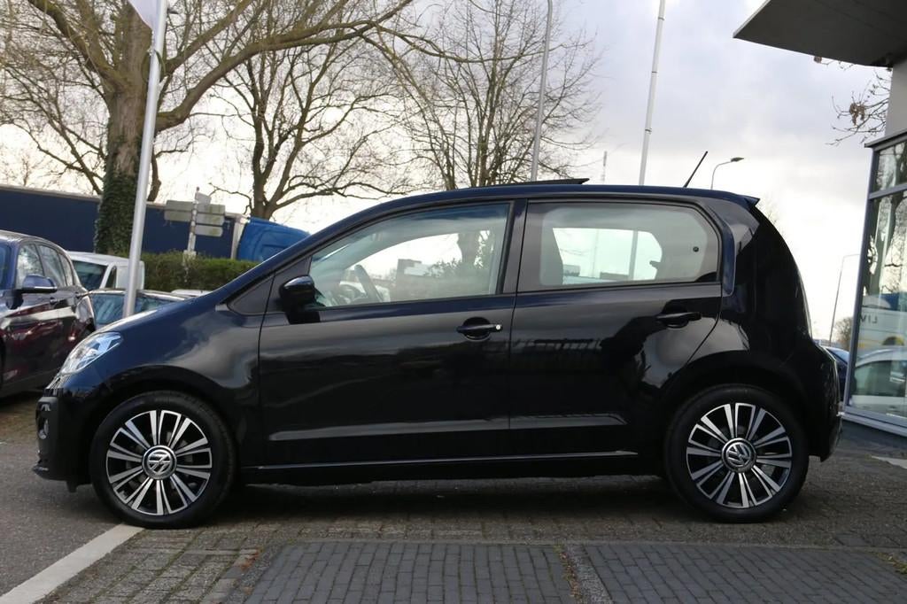 Volkswagen Up! 1.0 BMT high up! PANO-DAK AUTOMA € 14.295,0, Gebruikt, Up!, 840 kg, 4 stoelen