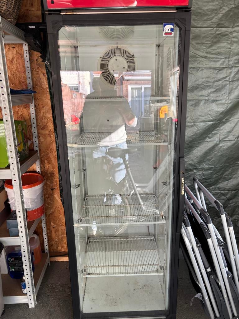 Coca Cola koelkast - doet het niet meer, Ophalen, Zonder vriesvak, 200 liter of meer, 160 cm of meer