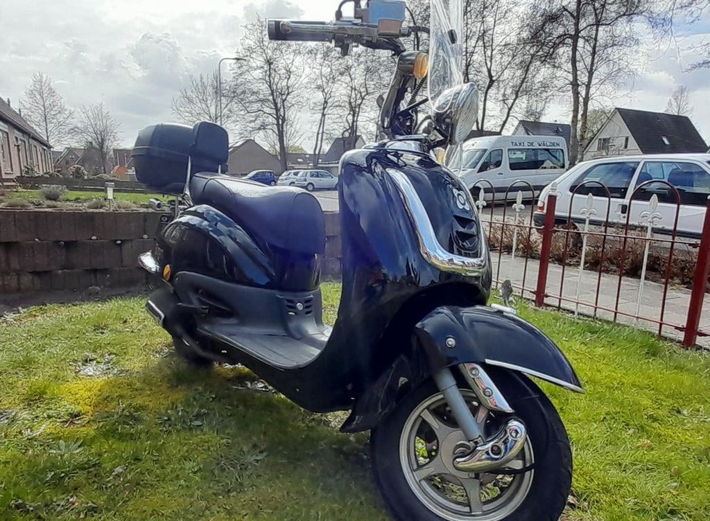 AGM Retro Scooter - Zwart, Goed Onderhouden, Ophalen of Verzenden, Gebruikt, Benzine, Overige merken