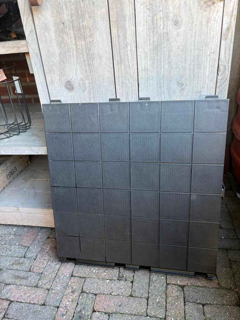 Isabella voortent klik tegels, Ophalen, Zo goed als nieuw