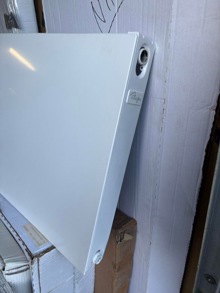 Plieger Compact Flat radiator, type 11, Ophalen, 30 tot 80 cm, Hoog rendement (Hr), Radiator