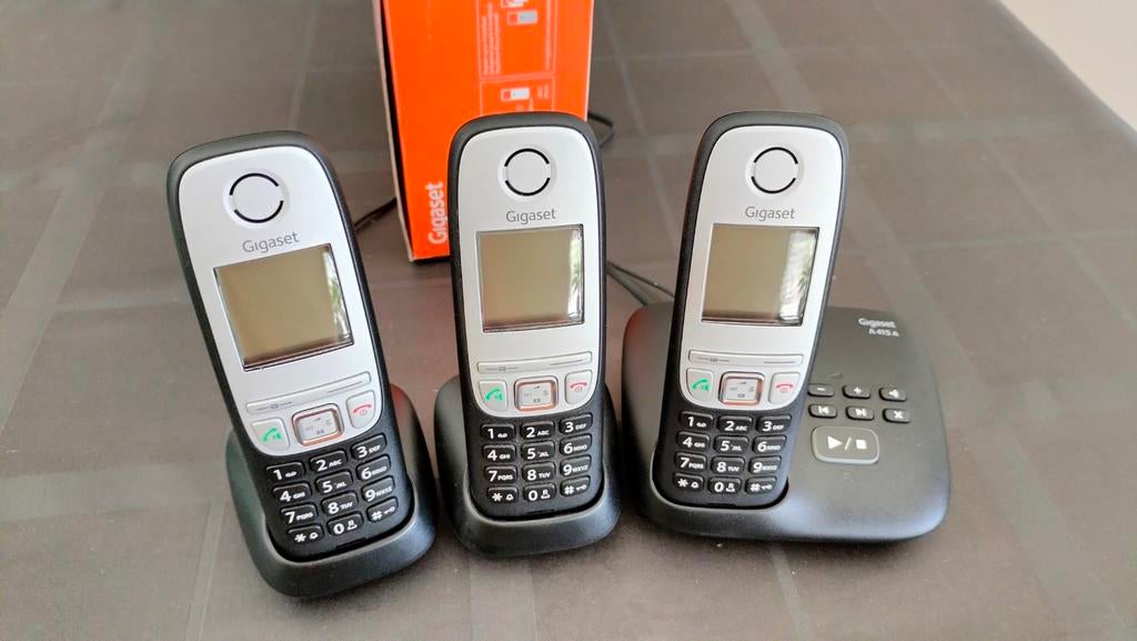 Gigaset A 415 A dect telefoons trio., Ophalen of Verzenden, Zo goed als nieuw, 3 handsets