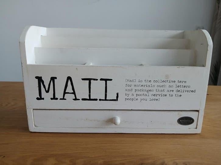 Witte Riverdale postvak mailbox organizer met lade, Ophalen of Verzenden, Gebruikt
